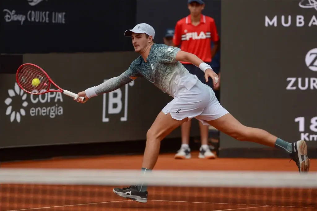 João Fonseca and Hubert Hurkacz stand out at the ATP Challenger in Indian Wells.