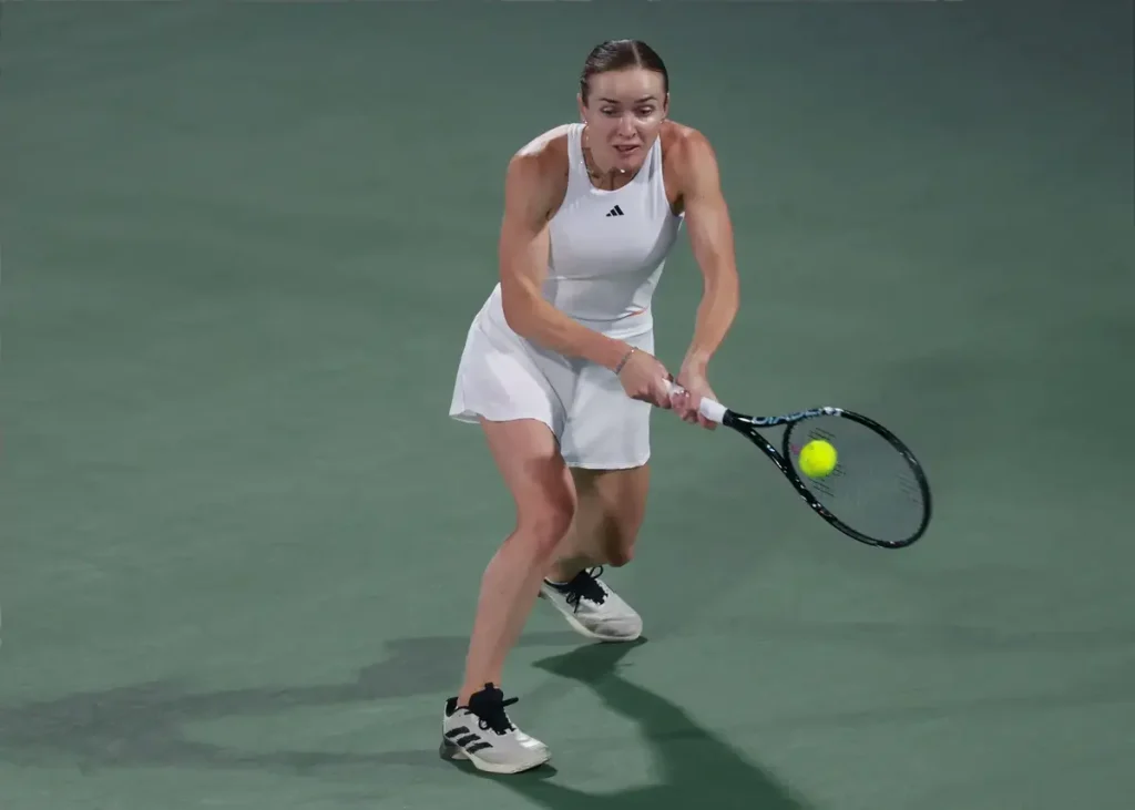Pegula e Svitolina preparam-se para a final após derrotas de Gauff e Amanda Anisimova