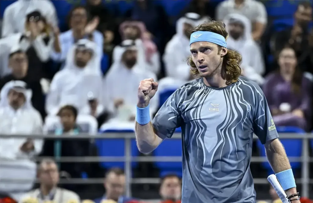 Andrey Rublev challenges Carlos Alcaraz: “he is not invincible, I want to beat him.”