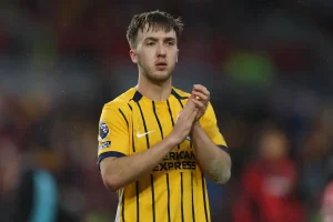 “Manchester City and Arsenal in the race for young English talent with great passing accuracy.”