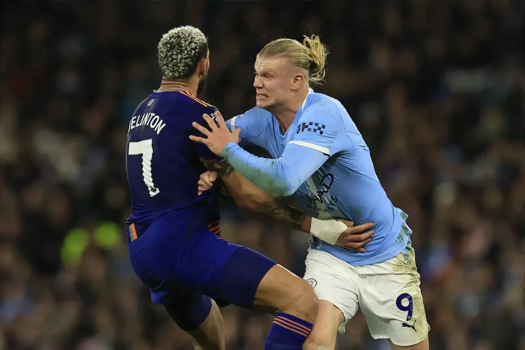 Manchester City triunfa e encurta distância para o Arsenal na Premier League