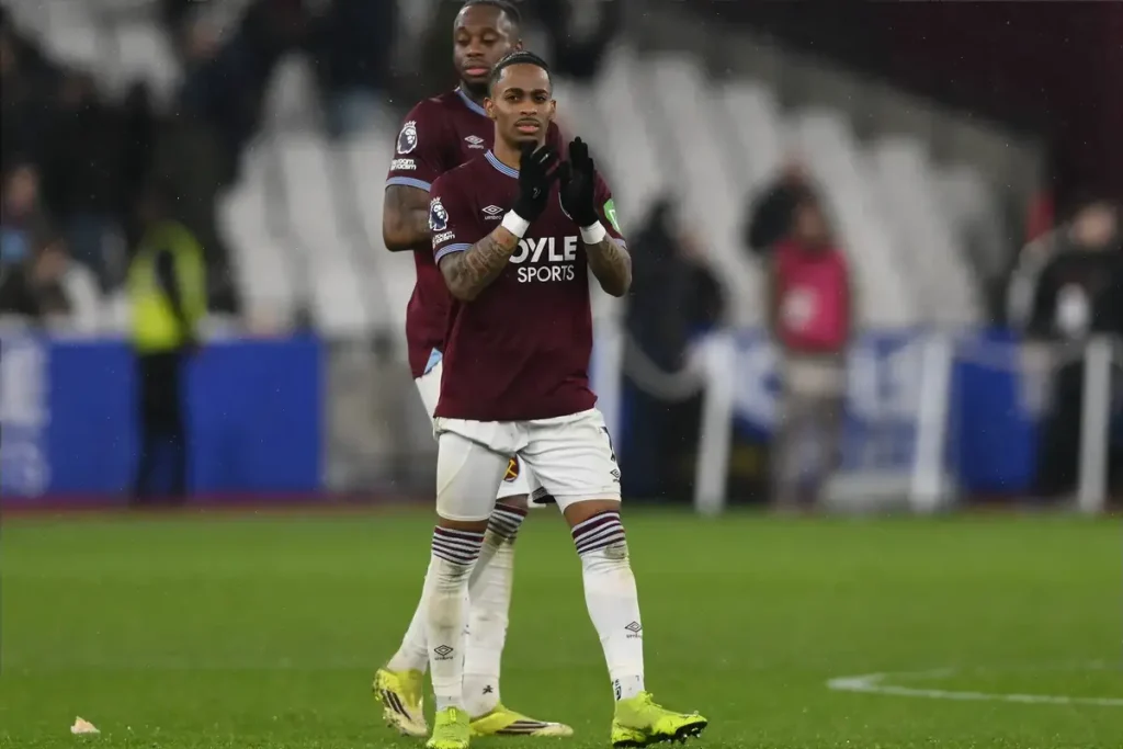 West Ham surpreende Liverpool e provoca pânico de despromoção nos Spurs