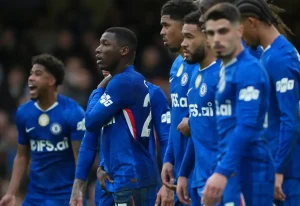 Chelsea regista perda histórica de mais de 400 milhões em uma única época