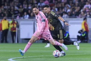 Lionel Messi frustrado na derrota do Inter Miami e evita sanção da MLS