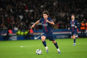 João Neves renova contrato com o PSG e promete mais emoção na próxima temporada