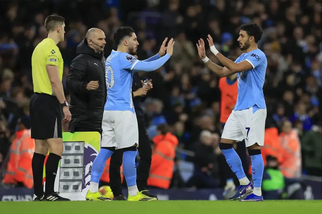 Arsenal e Man City em conflito épico na Premier League e Champions League