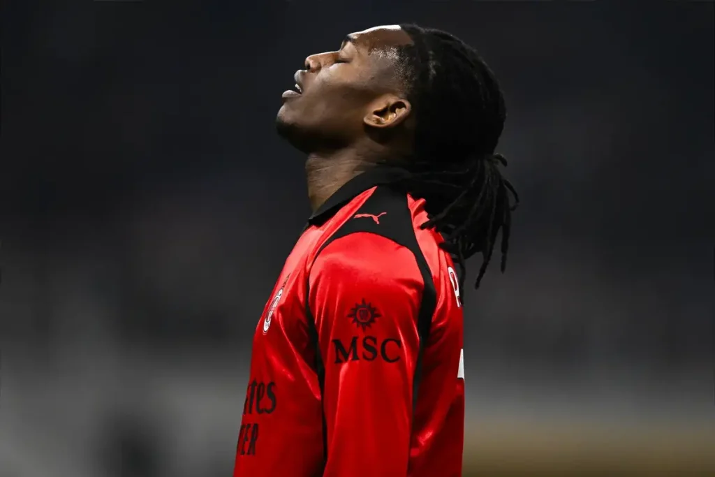 Rafael Leão revela posição sobre possível transferência para o Manchester United