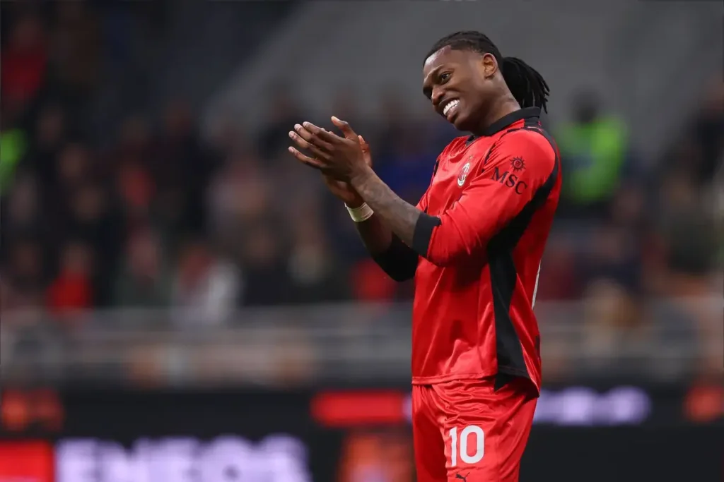 Arsenal prepara oferta de €75m por Rafael Leão enquanto el clásico agita mercado