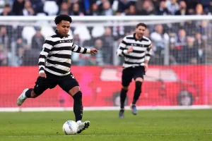 Weston McKennie will sign a new contract with Juventus.