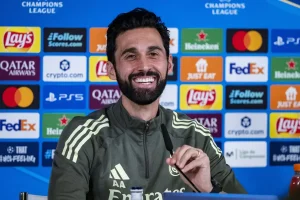 Álvaro Arbeloa defends Mourinho and stands firm in his words in Lisbon.