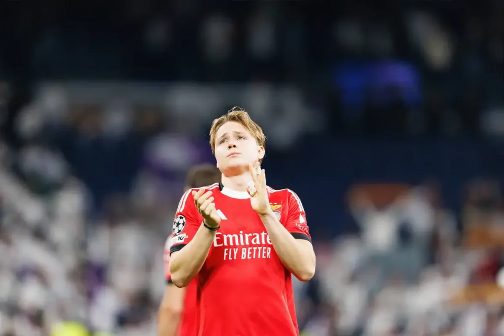Schjelderup reage à derrota: «Real Madrid soube capitalizar os nossos erros»