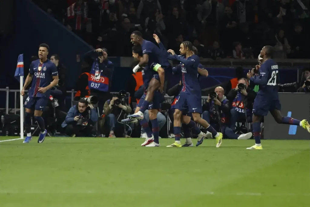 Sorteio da Champions League: PSG enfrenta Chelsea e Real Madrid desafia Man City