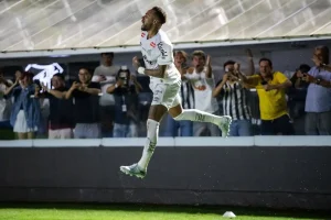 Neymar brilha com dois golos na vitória do Santos sobre o Vasco da Gama