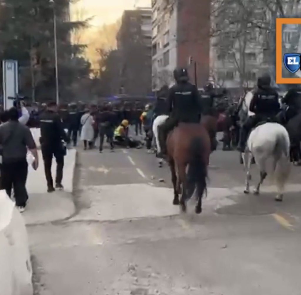 VIDEO – Violência nos confrontos entre polícia e adeptos do Benfica em madrid