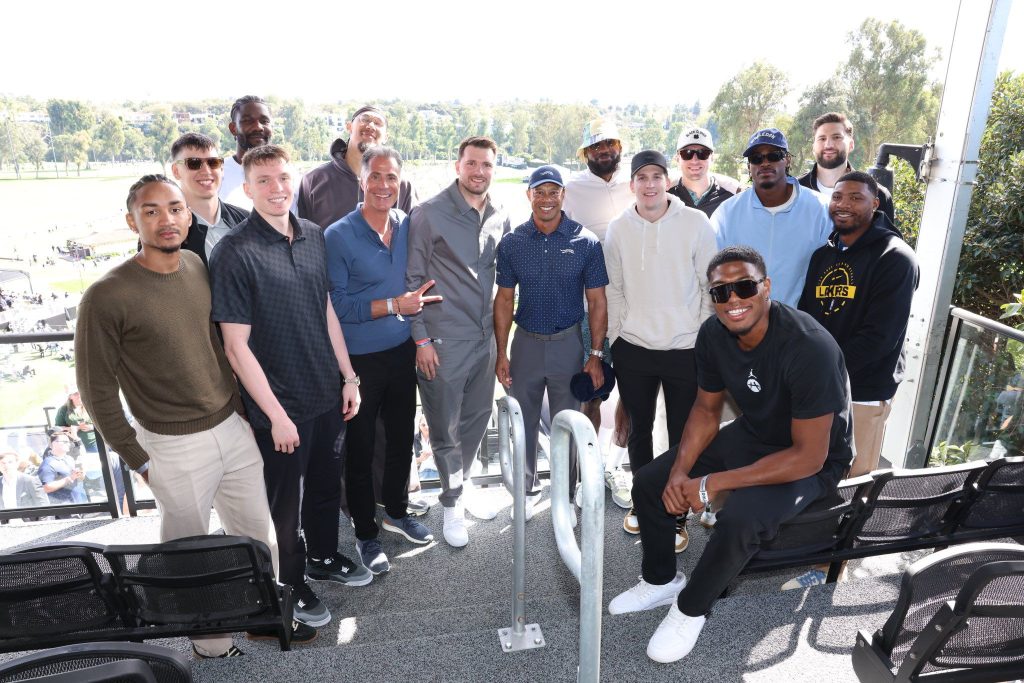 LeBron James questiona Tiger Woods sobre a pressão de estar no topo