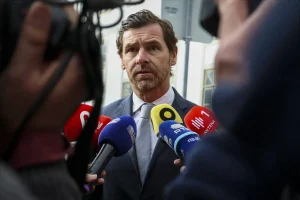 Villas-Boas denuncia simulações e critica impunidade no futebol português
