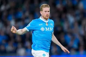 De Bruyne shines with his return after 128 days of absence in Napoli.