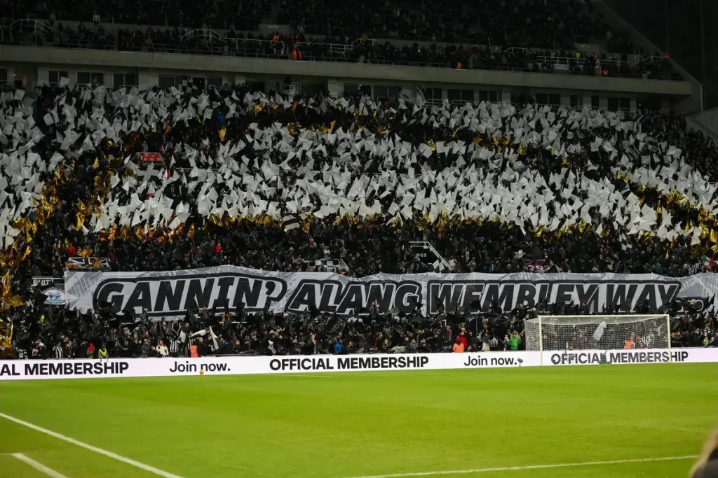 Newcastle United enfrenta Manchester United: Novidades e previsões para o jogo