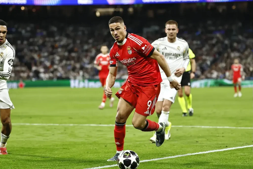 Ivanovic enfrenta pesadelo no Benfica e revela plano audacioso