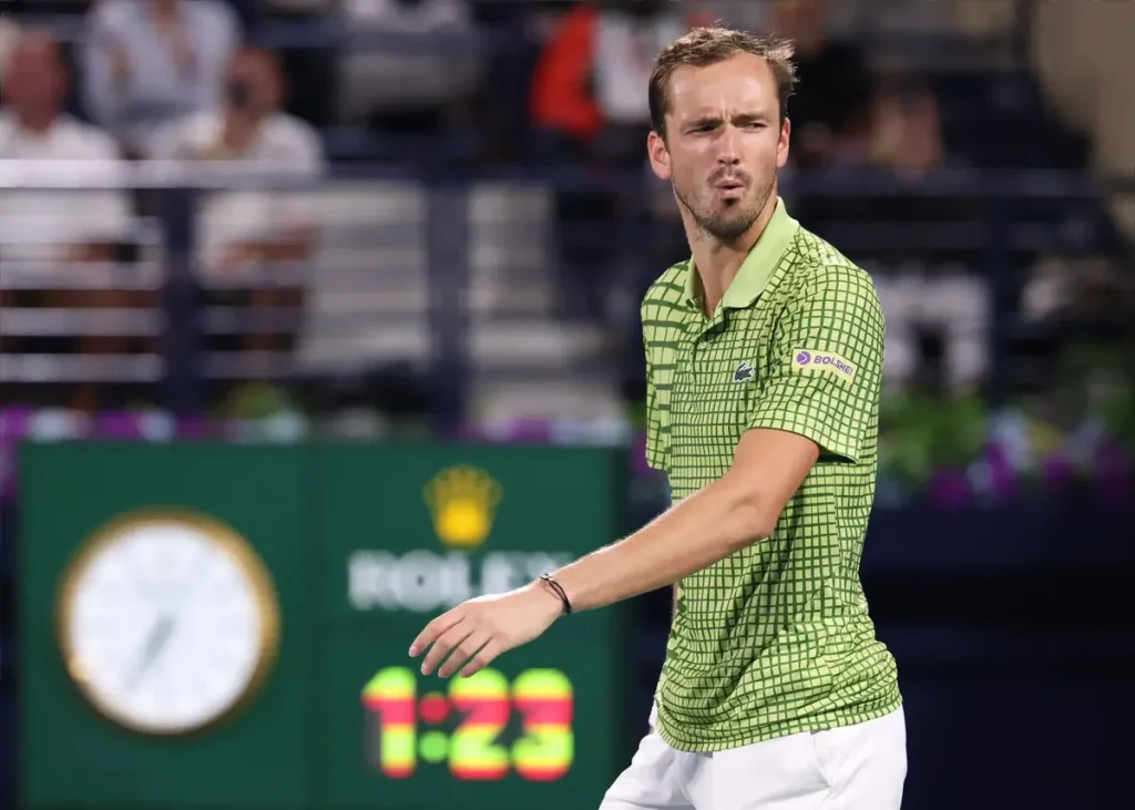 Daniil Medvedev reveals dramatic escape story at the border after leaving Dubai.