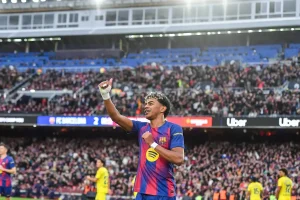 Lamine Yamal brilha com hat-trick histórico na vitória do Barcelona