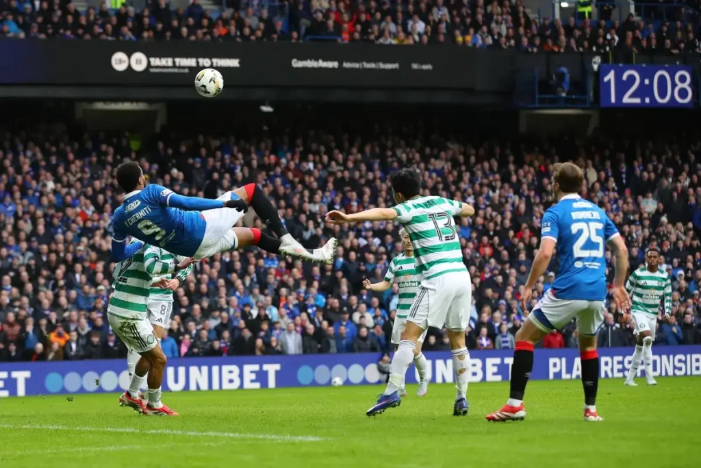 VIDEO – Chermiti’s bicycle kick goal leaves Quenda ecstatic in the Glasgow Derby.