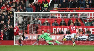 Bruno Fernandes reveals conversation with Dean Henderson after penalty goal.
