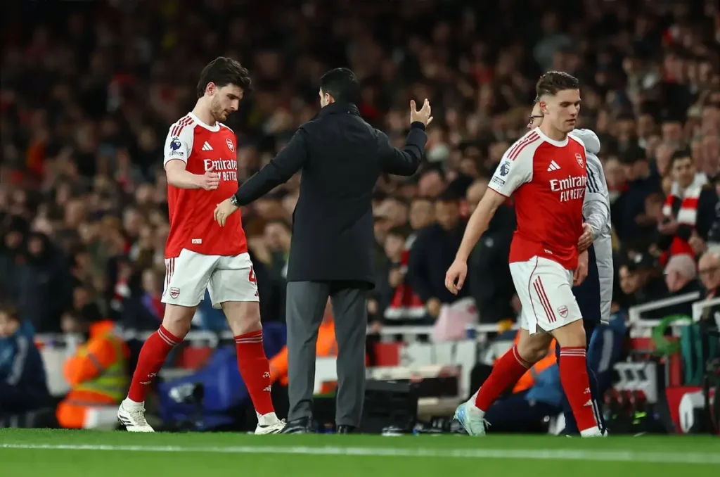 Arteta promete manter a calma após Arsenal aumentar vantagem na Premier League
