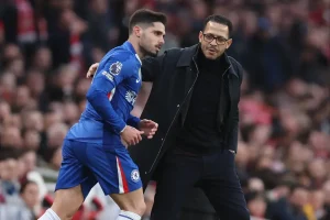Chelsea: Rosenior will adjust the team selection for discipline as he approaches a negative record.