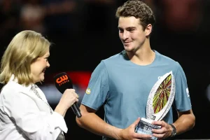 João Fonseca conquista o MGM Slam em las vegas e fatura 1 milhão de dólares