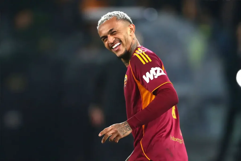 Wesley suspenso após polémico empate entre Roma e juventus na Serie A