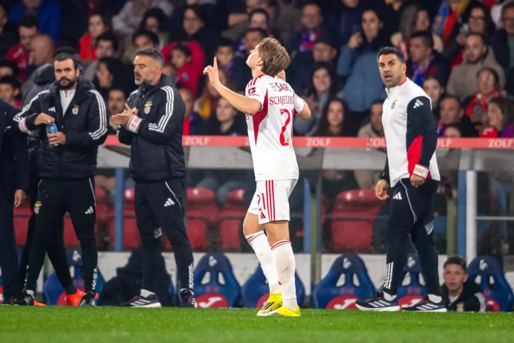 Schjelderup brilha com remate ao ângulo e coloca Benfica como vitorioso