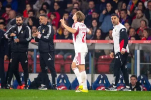 Schjelderup brilha com remate ao ângulo e coloca Benfica como vitorioso