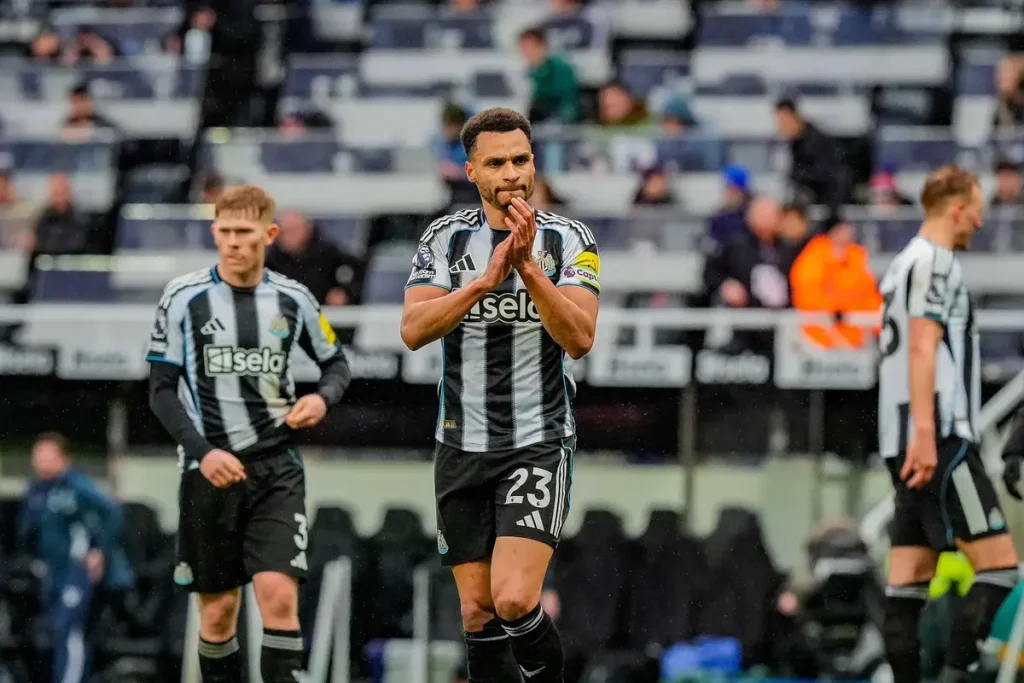 Newcastle United enfrenta surto de doença antes do duelo com o Manchester United
