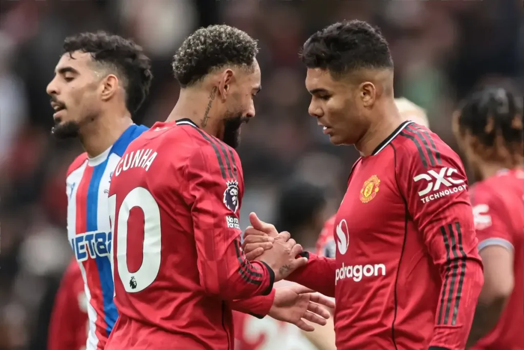 Casemiro aponta Manchester United para seu substituto na Premier League