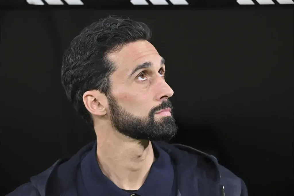 Arbeloa tem um registo no Real Madrid inferior ao de Xabi Alonso
