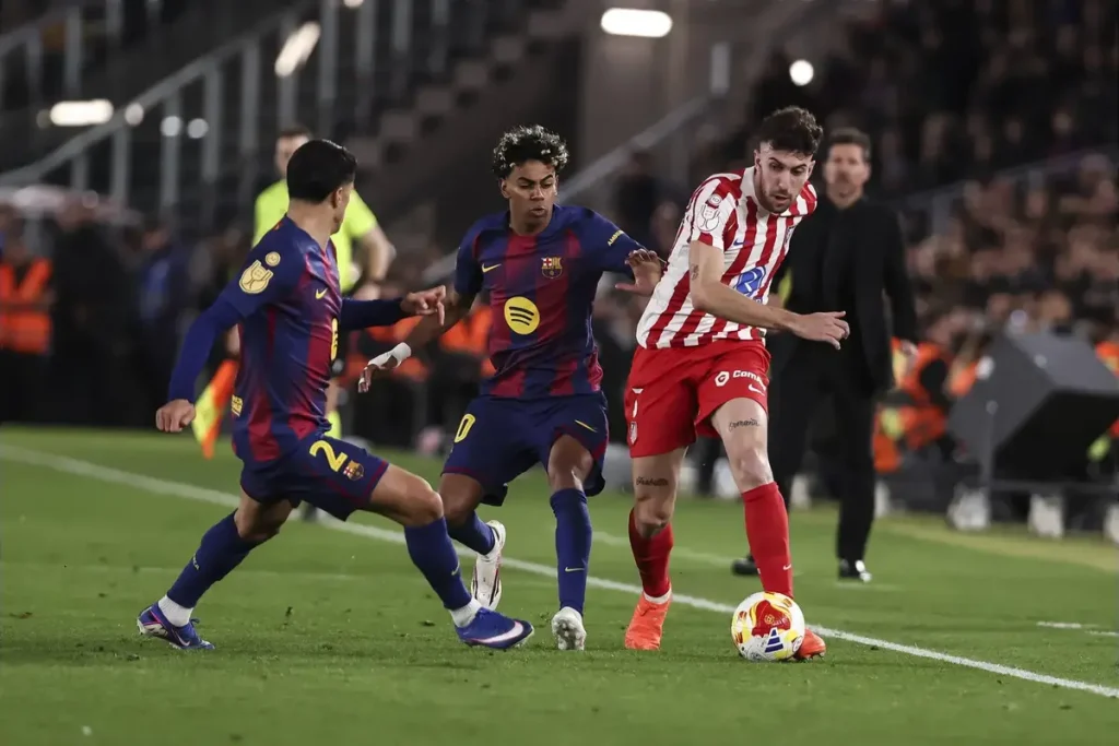Atlético de madrid garante lugar na final da Copa del Rey após queda do Barcelona