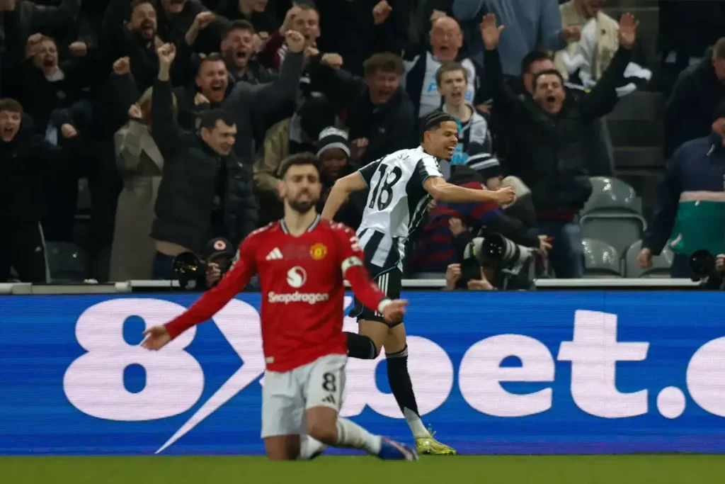 VIDEO – Nova vitória do Newcastle em casa com golo de Osula nos últimos minutos ao Manchester United