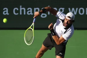 Matteo Berrettini em apuros após jogo, preocupações com Vírus em Indian wells