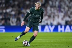 Agente de Haaland desmente rumores sobre transferência para o Barcelona