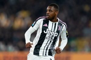 “Kalulu catches the attention of Liverpool and Manchester United with remarkable performance.”