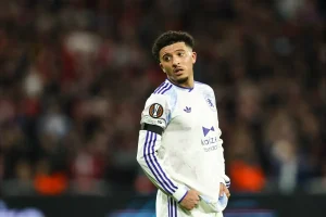 “Jadon Sancho on his way to Manchester United: Transfer gaining momentum.”