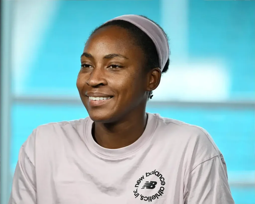 Coco Gauff defends Sabalenka after controversy with the tournament director in Dubai.