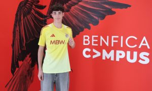 Benfica strengthens the goal with a promising young goalkeeper.