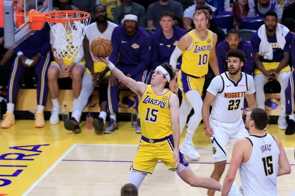 The impressive streak of the Lakers could scare the rest of the NBA.