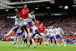 “Manchester United fan praises ‘fantastic’ midfielder in victory over Aston Villa.”