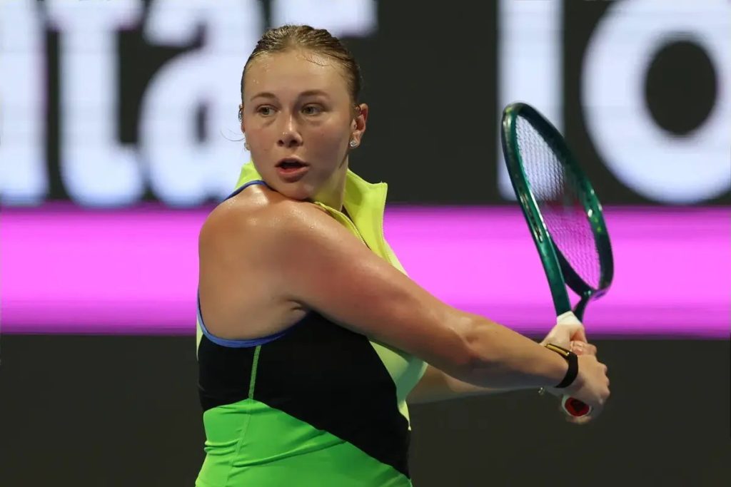Amanda Anisimova denounces threats to tennis players and calls for justice.