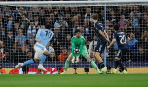 Ambrosini criticizes Manchester City for lack of quality and fighting spirit.