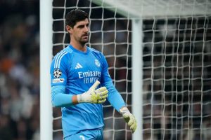 Arbeloa elege Courtois como o melhor guarda-redes da história do Real Madrid