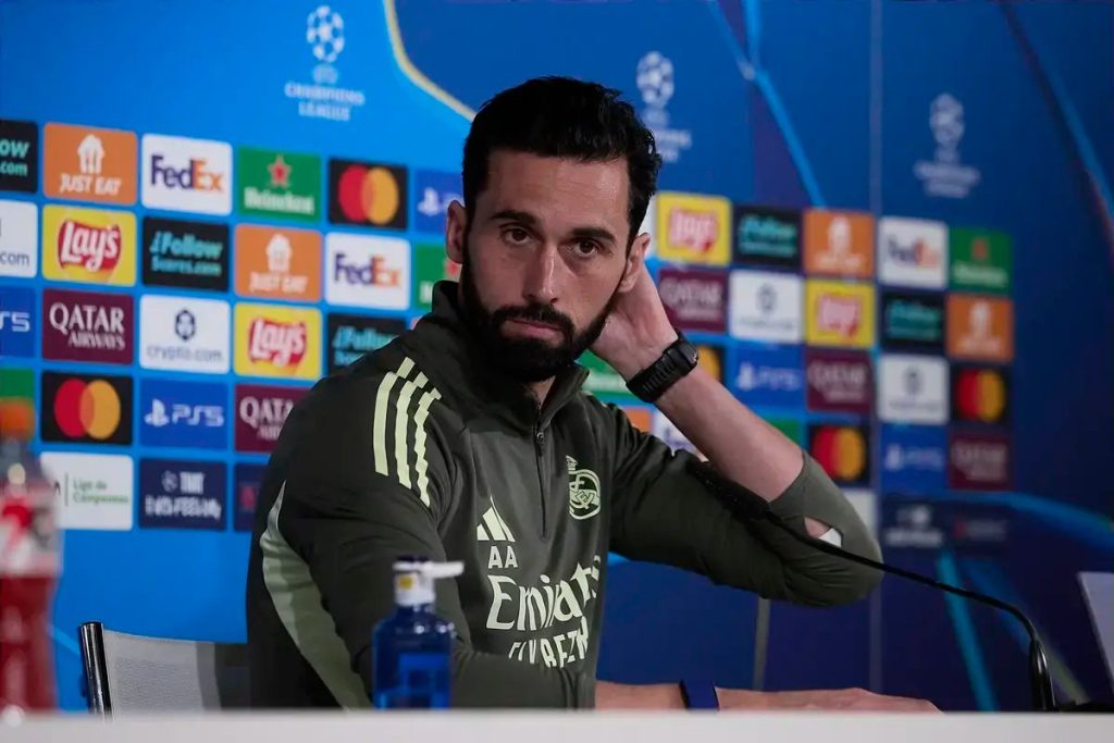 Arbeloa promete confronto intenso entre Real Madrid e Manchester City
